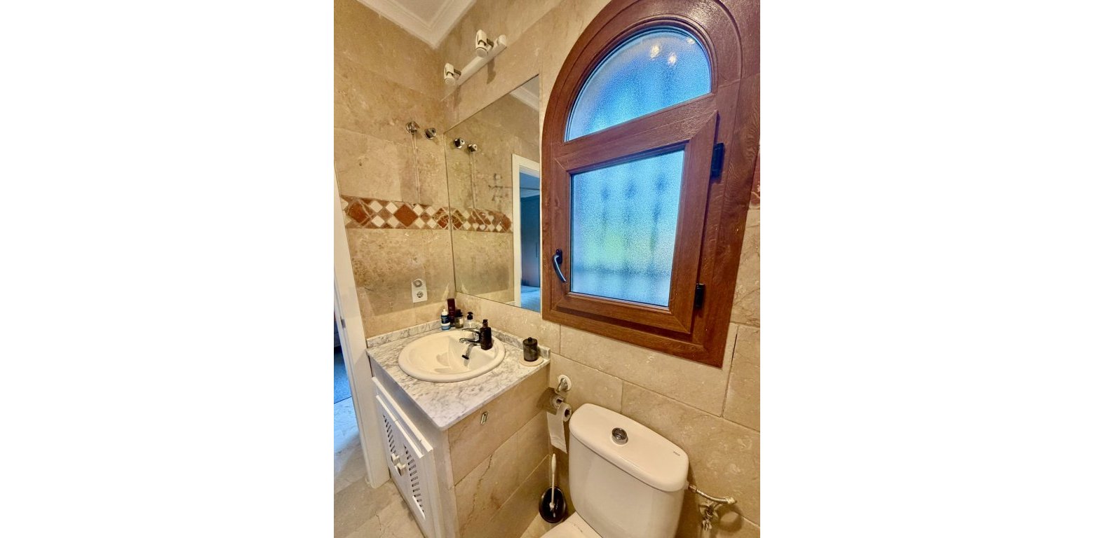 Resale - Apartment - Villamartin - PAU 8
