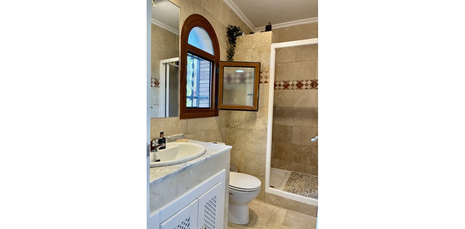 Resale - Apartment - Villamartin - PAU 8