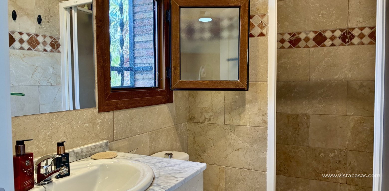 Resale - Apartment - Villamartin - PAU 8
