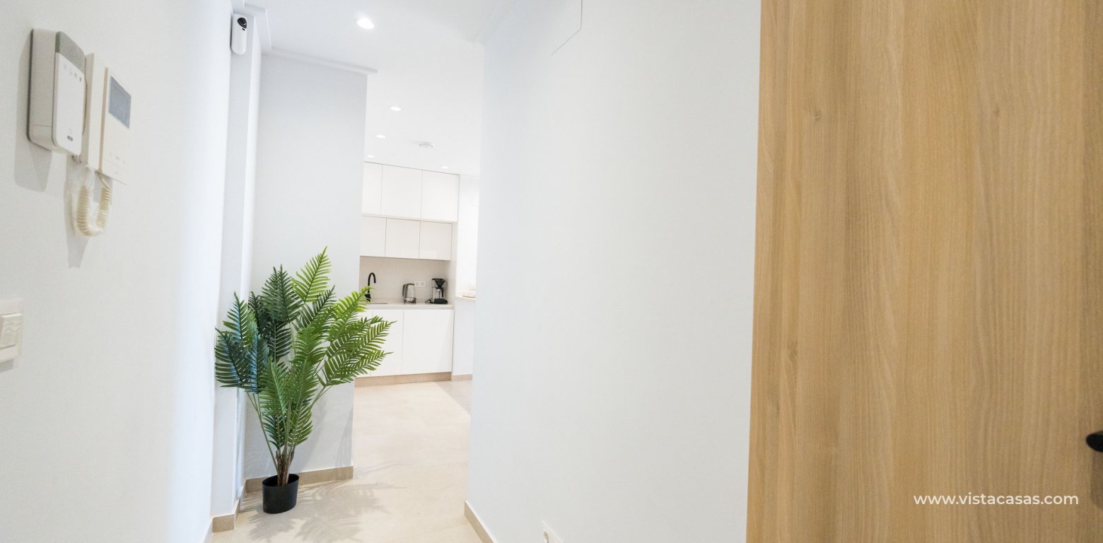 Resale - Apartment - El Raso