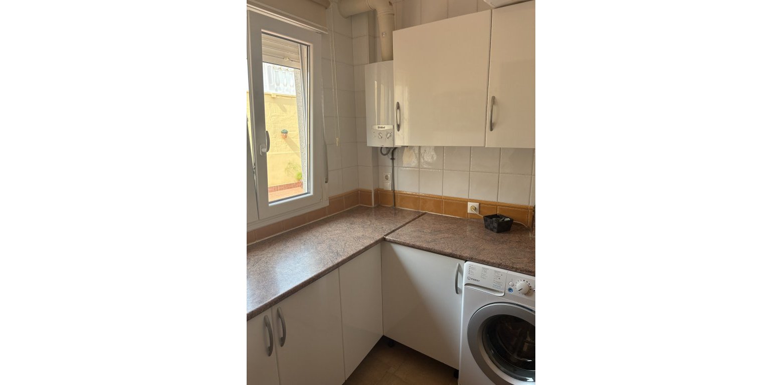 Resale - Villa - Algorfa