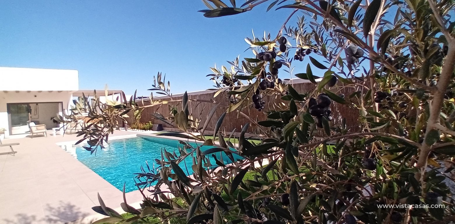 Resale - Villa - Algorfa - La Finca Golf Resort