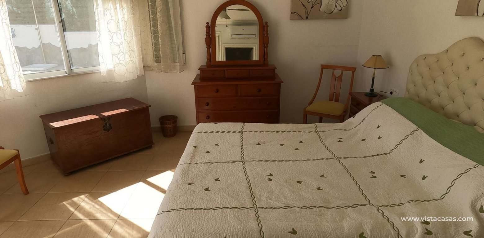 Resale - Villa - Algorfa