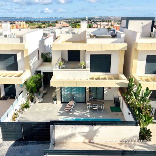 Villa - Sale - Los Montesinos - La herrada