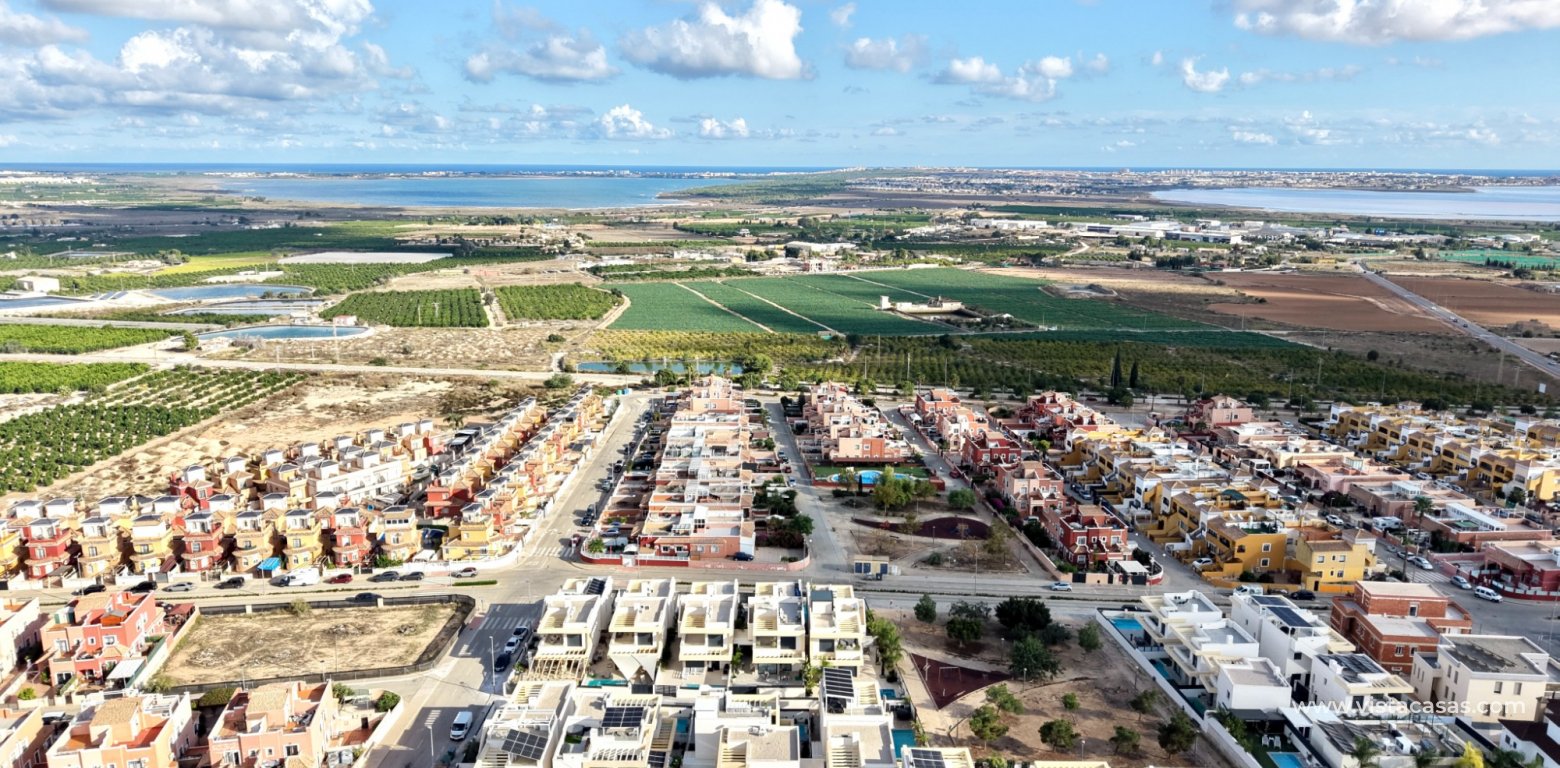 Resale - Villa - Los Montesinos - La herrada