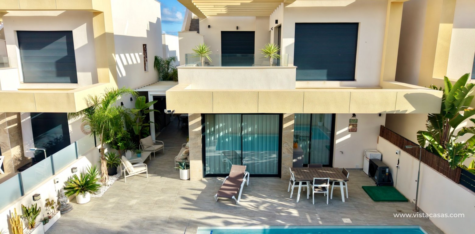 Resale - Villa - Los Montesinos - La herrada