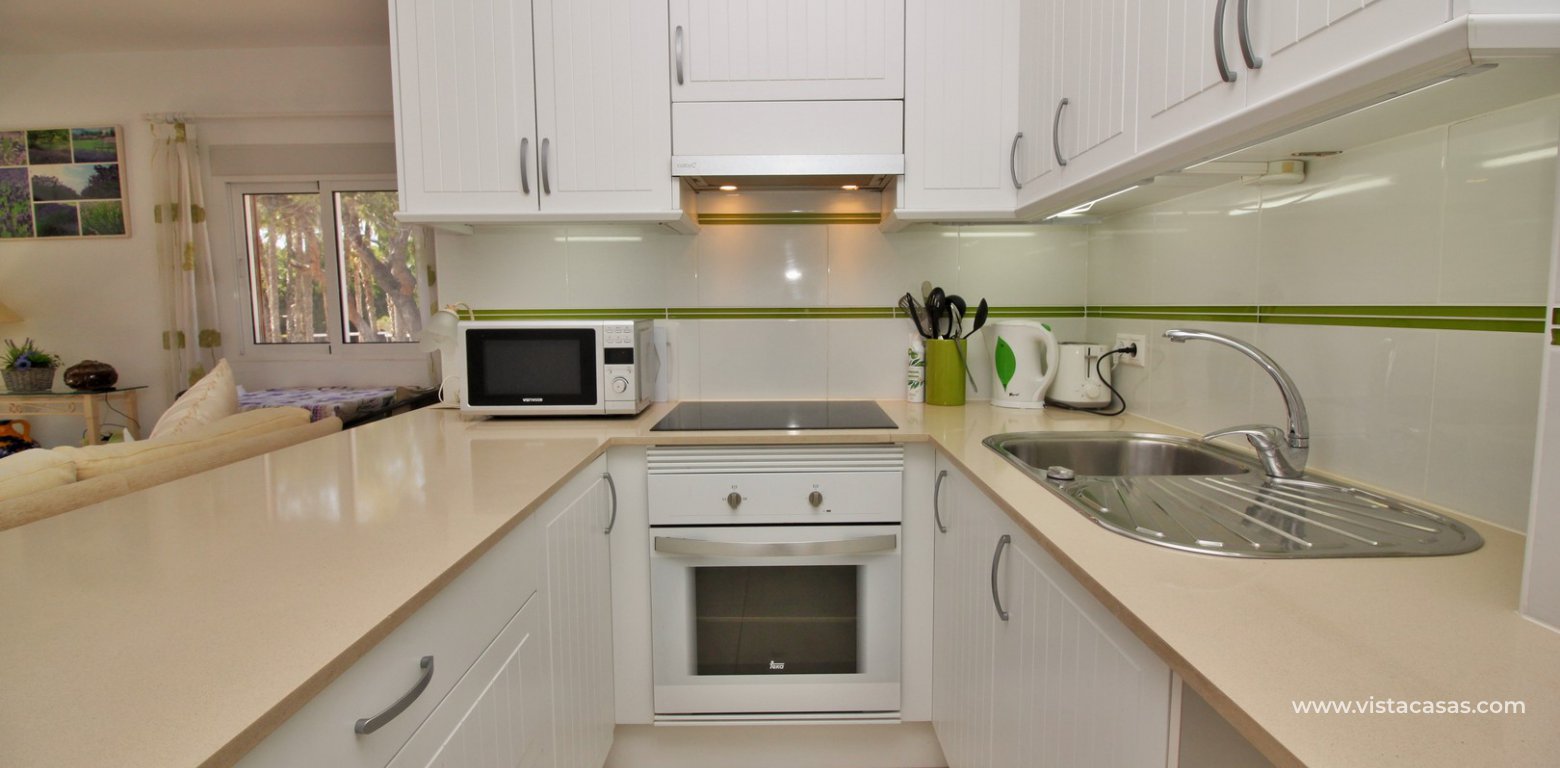 Apartment for sale in Las Brisas 2 Villamartin golf kitchen 2