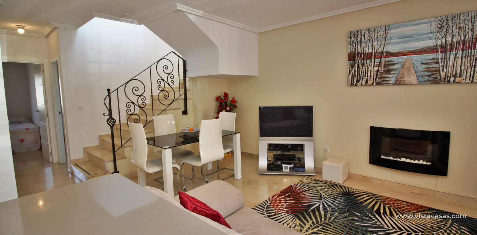 Buhardilla townhouse for sale in Pau 8 Villamartin Las Mariposas living room