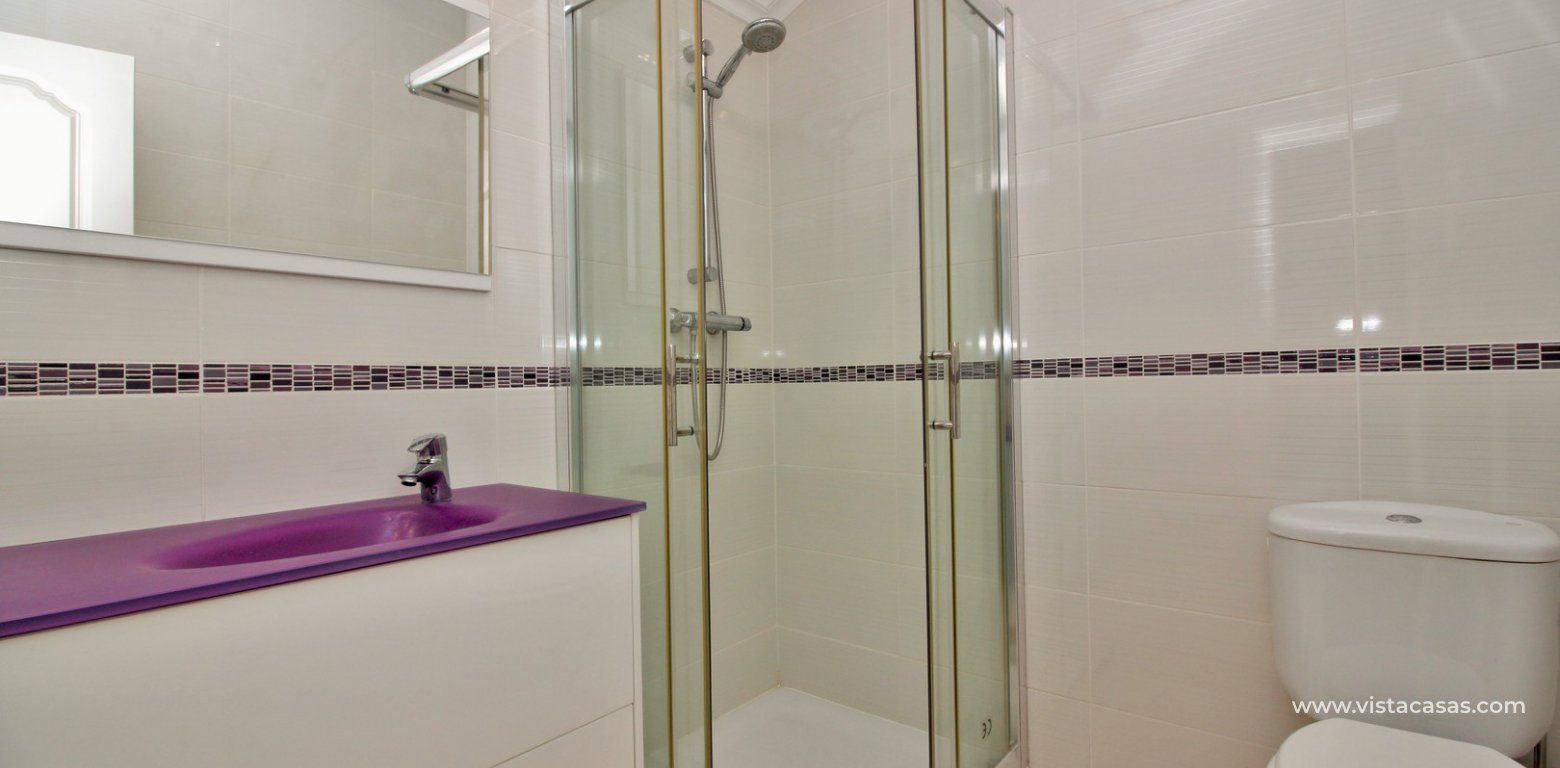 Buhardilla townhouse for sale in Pau 8 Villamartin Las Mariposas en-suite