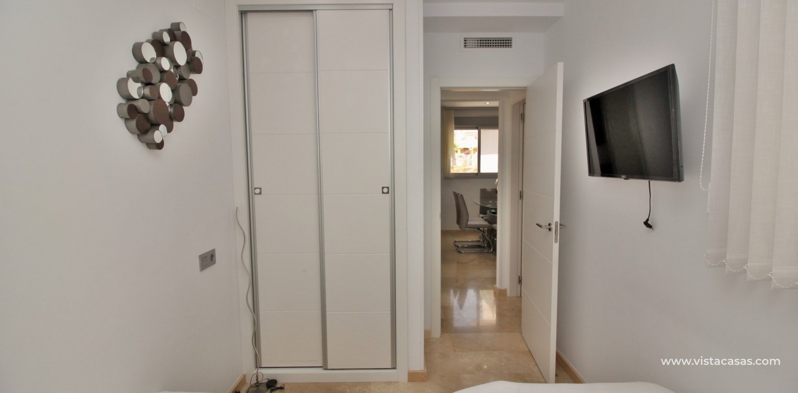 Apartment for sale Sungolf Beach Villamartin twin bedroom fitted wardrobes