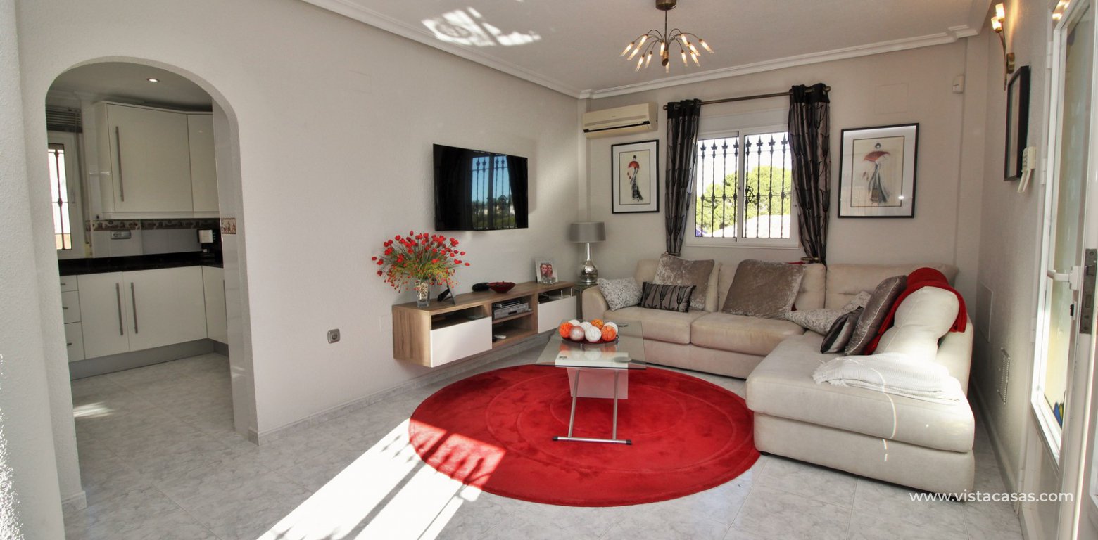 Resale - Villa - Villamartin