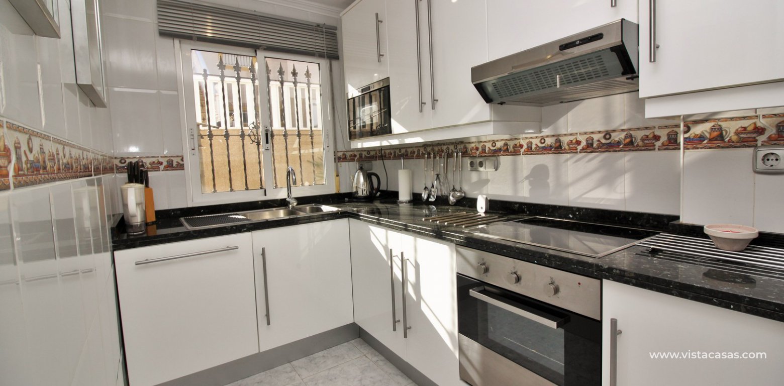 Resale - Villa - Villamartin