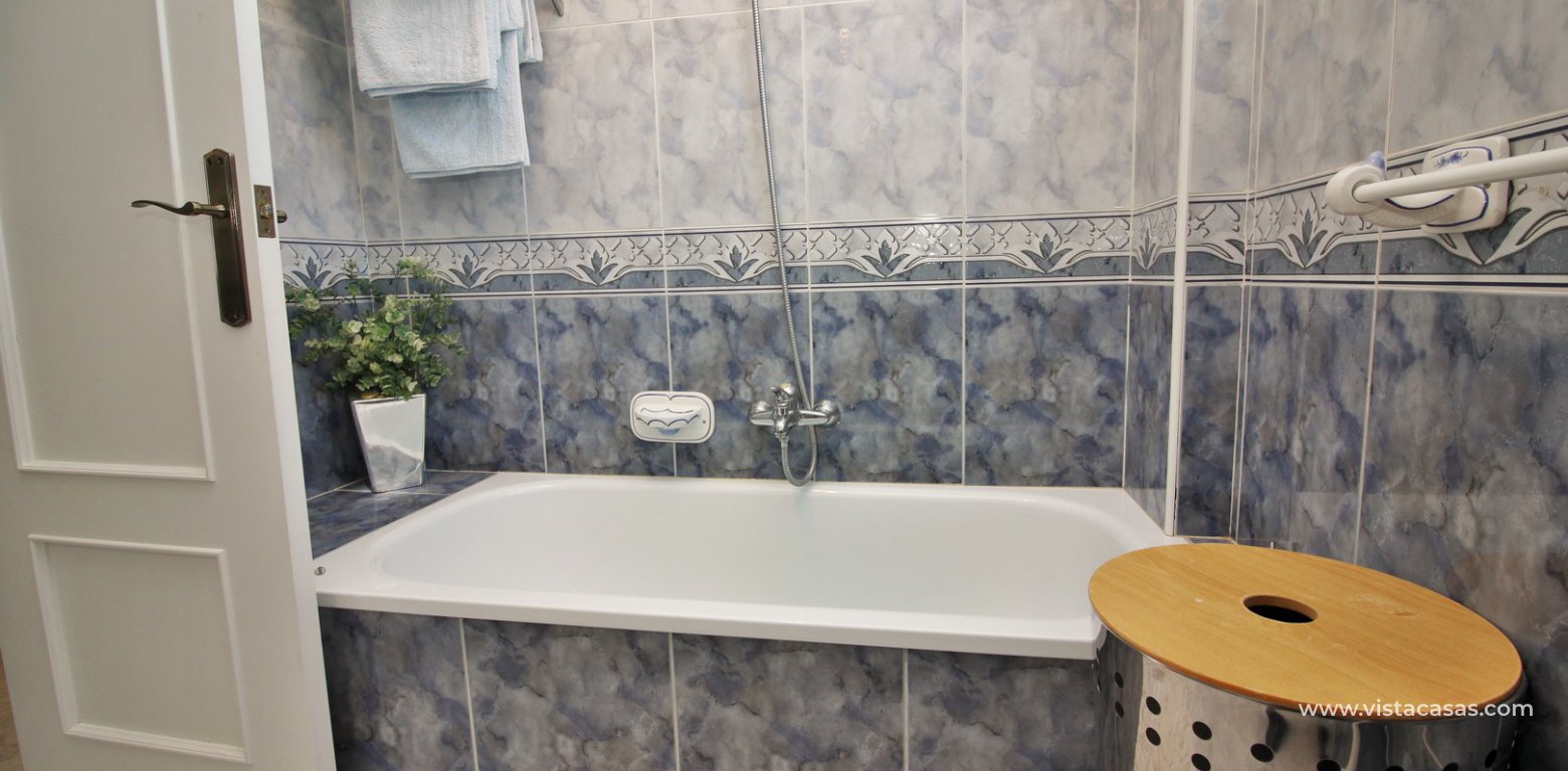 Resale - Villa - Villamartin