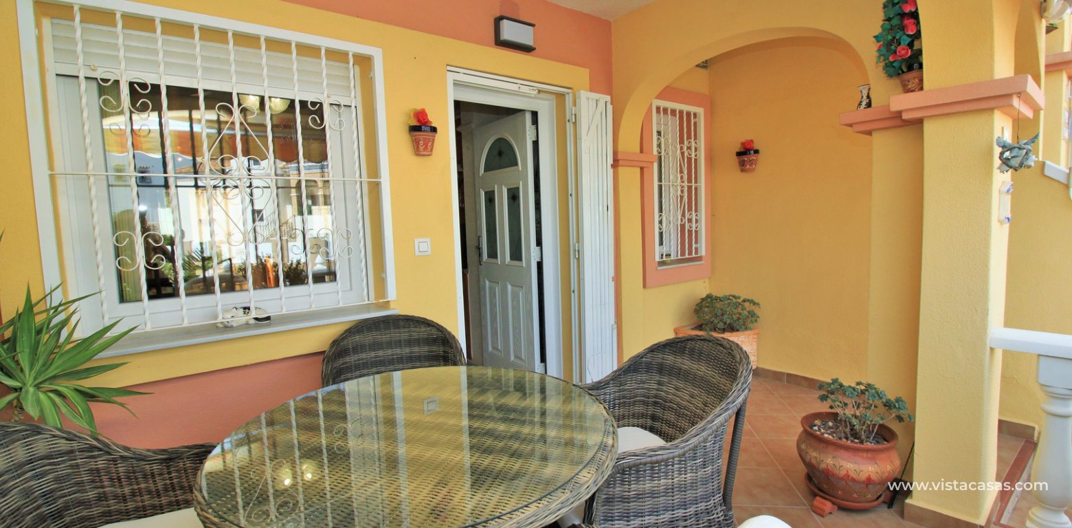 Townhouse for sale in Bosque de las Lomas Villamartin porch 2