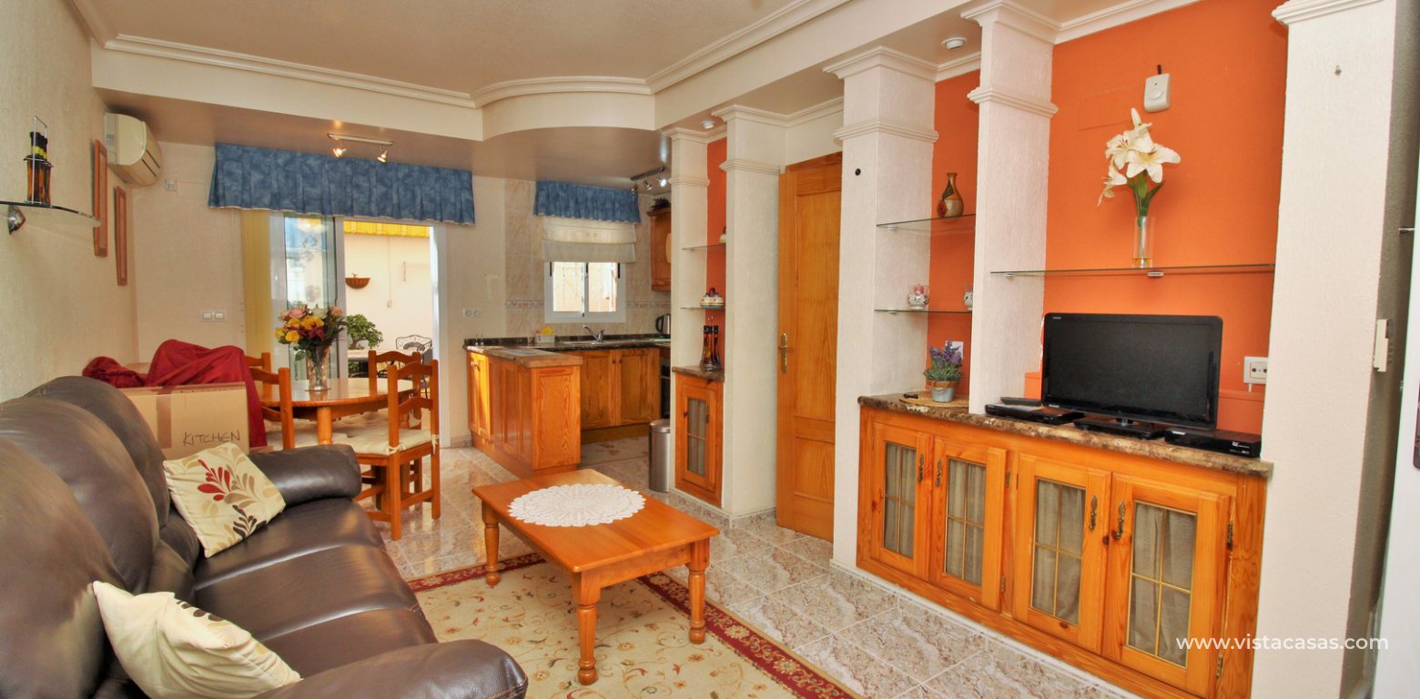 Townhouse for sale in Bosque de las Lomas Villamartin lounge 2