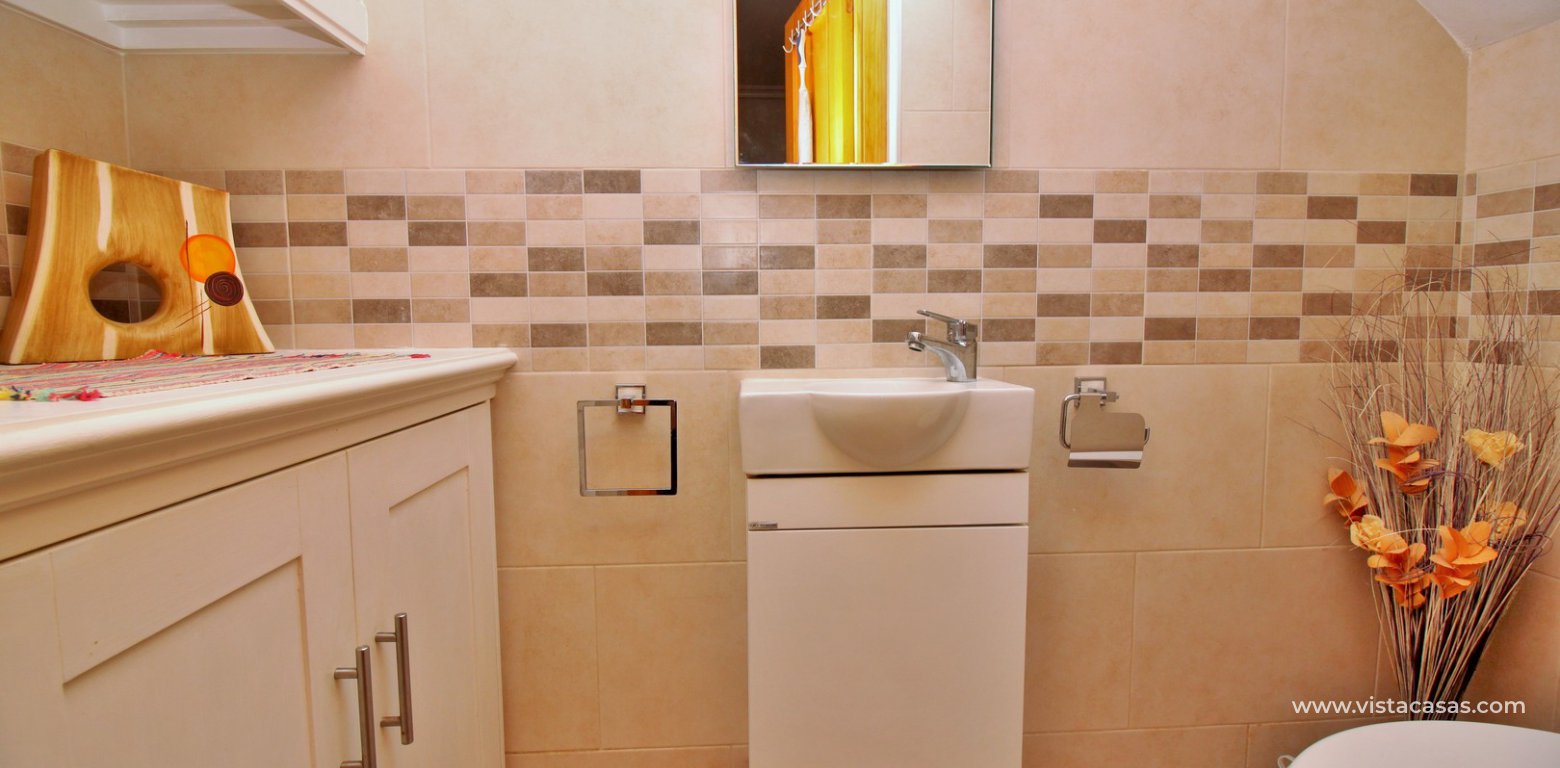 Townhouse for sale in Bosque de las Lomas Villamartin wc 2