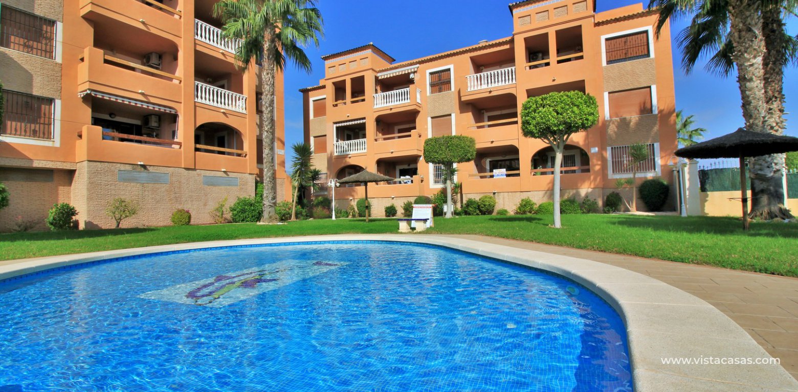 South facing apartment overlooking the pool in Pau 8 Villamartin pool apartment view