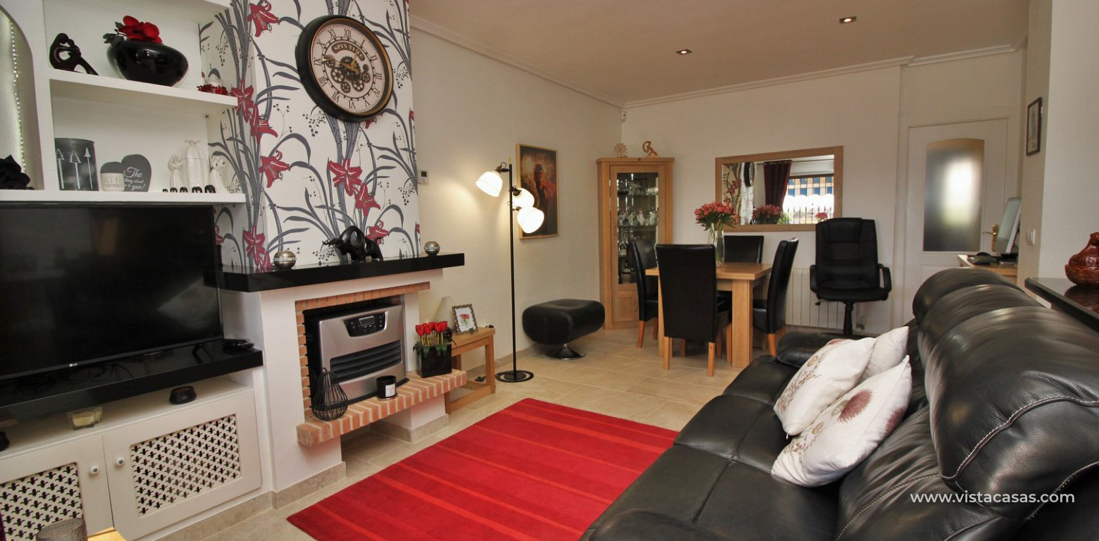 South facing Lola bungalow for sale Pau 8 Villamartin lounge