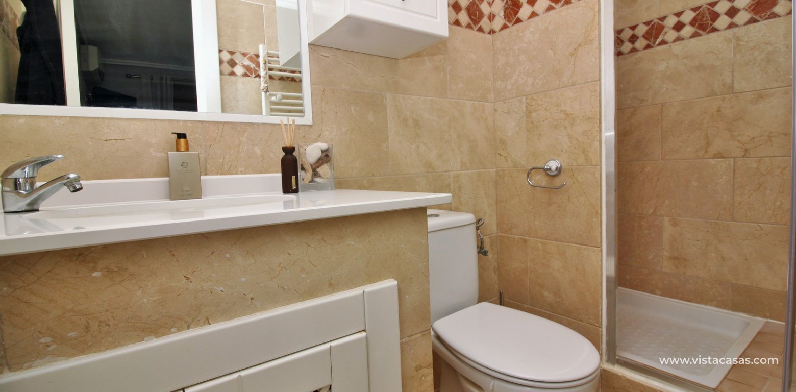 South facing Lola bungalow for sale Pau 8 Villamartin ensuite