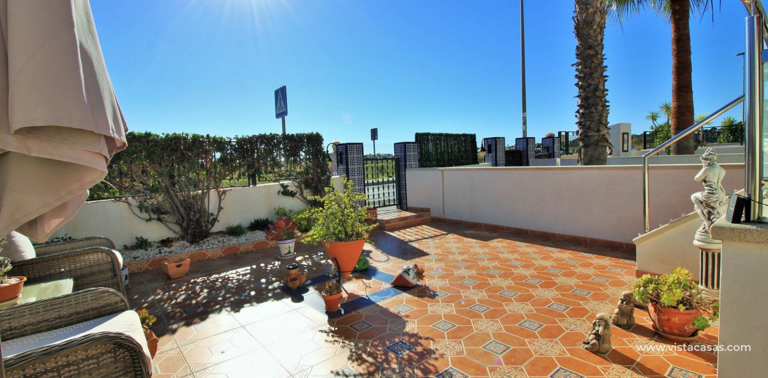 South facing Lola bungalow for sale Pau 8 Villamartin front garden