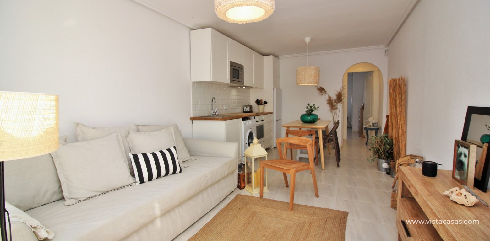 Renovated bungalow for sale Villamartin lounge