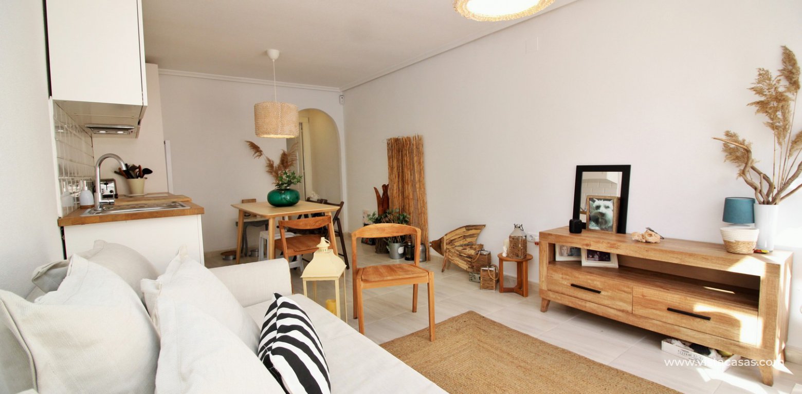 Renovated bungalow for sale Villamartin lounge 2