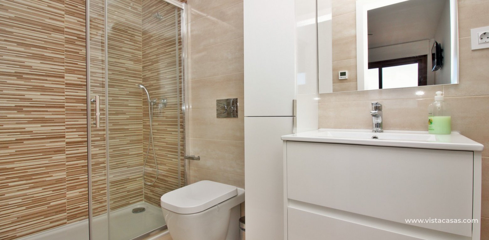 South facing apartment overlooking the pool for sale in Residencial Gala Los Dolses Orihuela Costa ensuite