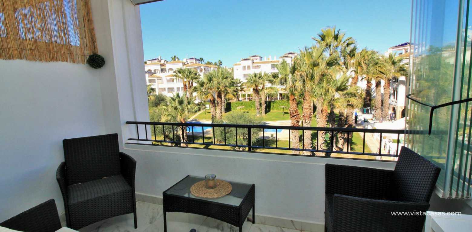 Renovated apartment overlooking the pool for sale in the Villamartin Plaza