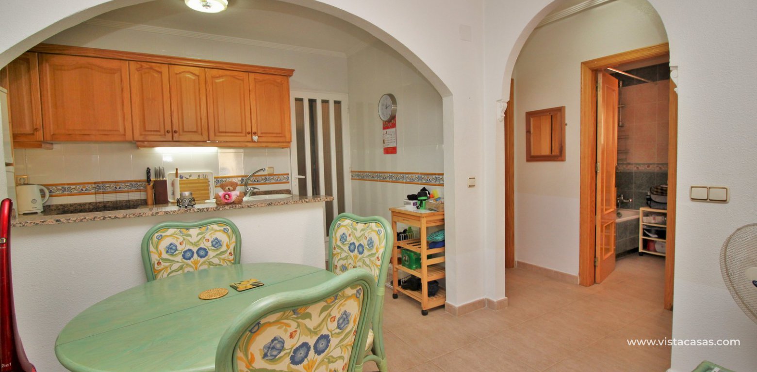 2 bedroom ground floor apartment for sale in Al Andaluza Villamartin dining area