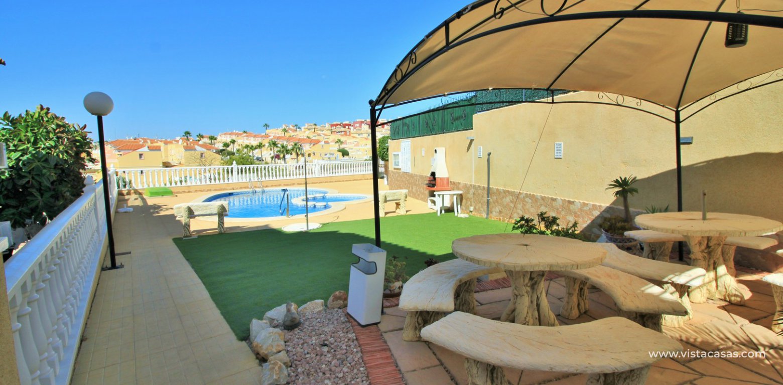 2 bedroom ground floor apartment for sale in Al Andaluza Villamartin communal swimming pool
