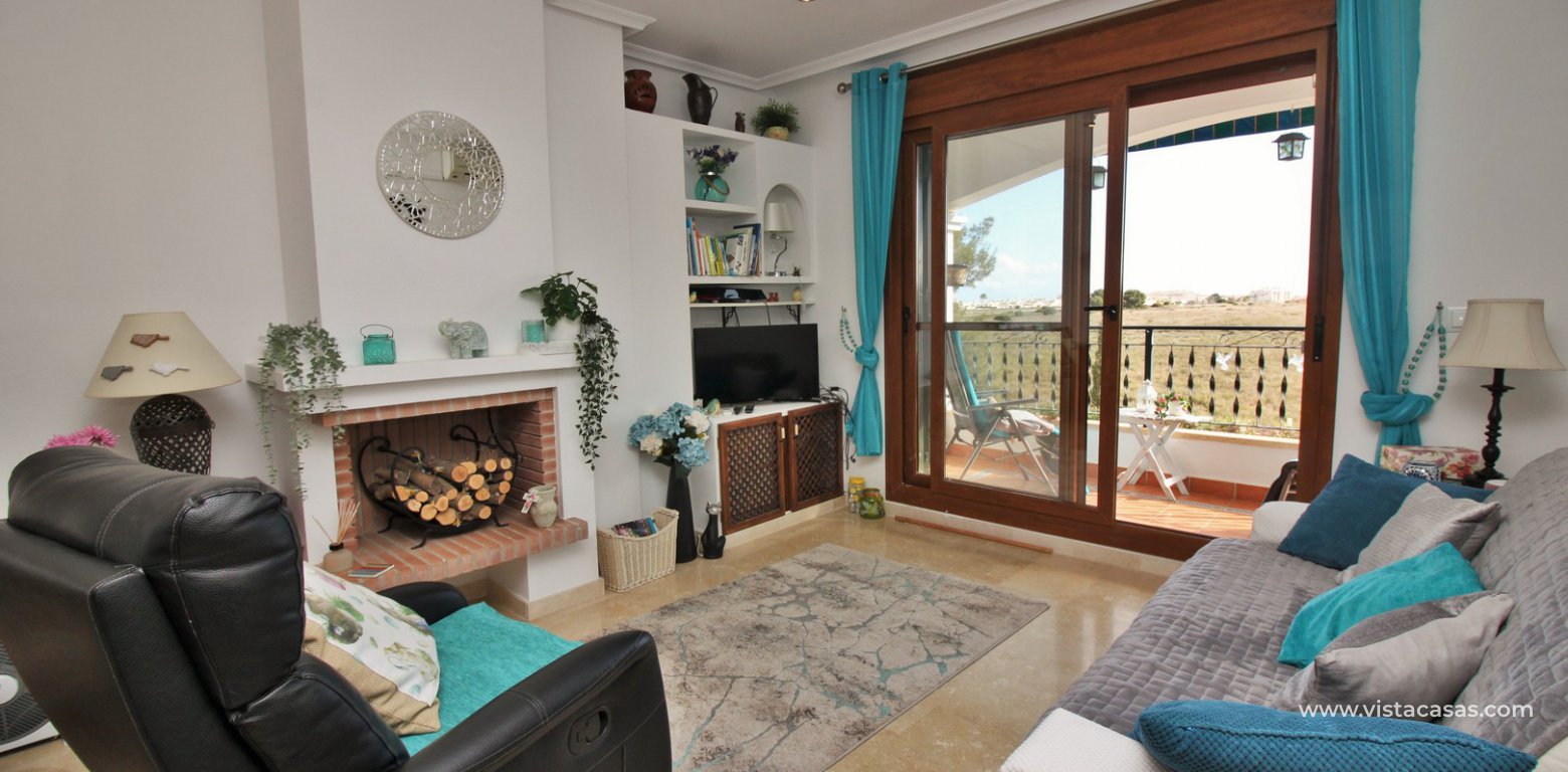 Top floor apartment for sale calle Otelo Pau 8 Villamartin living area 2
