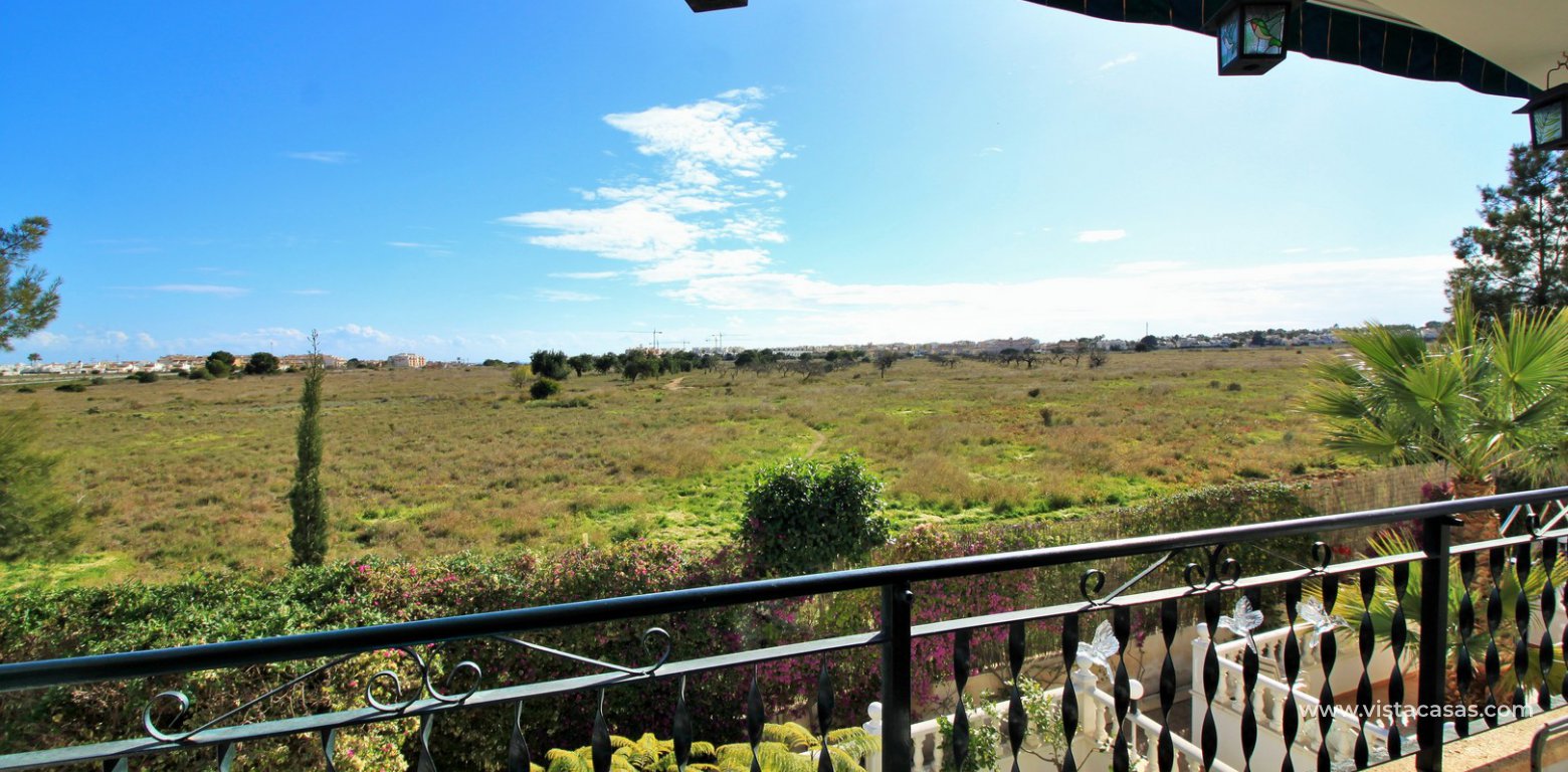 Top floor apartment for sale calle Otelo Pau 8 Villamartin balcony 3